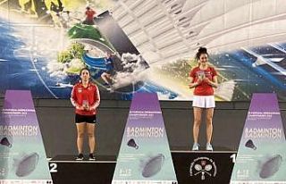 Bursa Büyükşehir Belediyesporlu Özge Bayrak Bağcı...