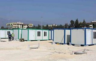 Bursa Büyükşehir’den geçici barınmaya hızlı...