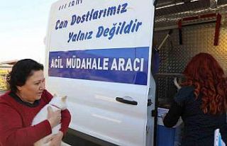 Büyükşehir Acil Müdahale Aracı ile depremzede...