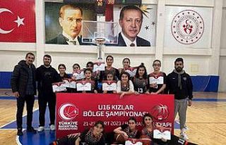 Büyükşehir Belediyespor U-16 Basketbol Takımı...