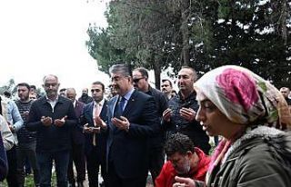 Çadırda çıkan yangında hayatını kaybeden Elif,...