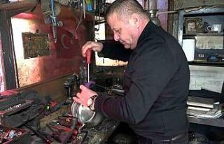 Çeyrek asırdır mutfak eşyalarının ömrüne ömür...