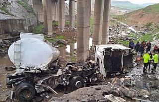 Cizre’de tanker köprüden düştü: 1 ölü, 1...