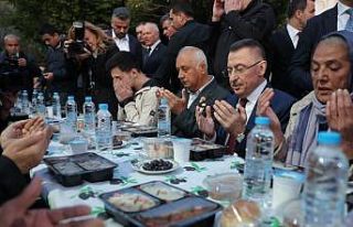 Cumhurbaşkanı Yardımcısı Oktay, KKTC’de iftar...