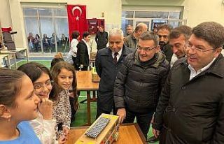 Deneyap atölyelerinde, gençlerin kabiliyeti ortaya...