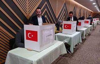 Denizli AK Parti temayül yoklaması için sandığa...