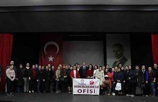 Denizlili kadınlara tarım ve arıcılık eğitimi...