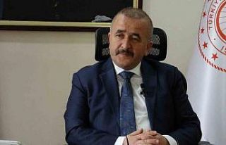 Deprem bölgesinden dönen Tokat Valisi açıklamalarda...