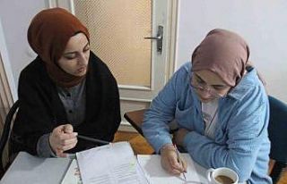 Deprem evlerini yıktı, hedeflerini yıkamadı