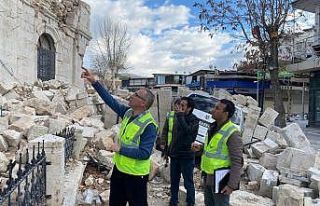 Depremde yıkılan asırlık Teze Cami restore edilecek