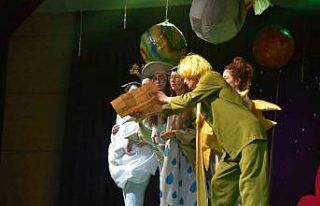 Depremzede çocuklar ‘Başka Bi Küçük Prens’i...