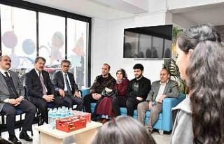 Depremzede çocuklar için resim etkinliği düzenlendi