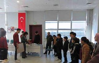 Depremzede çocuklara bilim turu