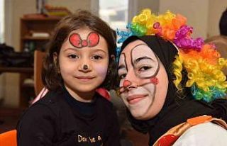 Depremzede çocukların yüzü Yıldırım’da gülüyor