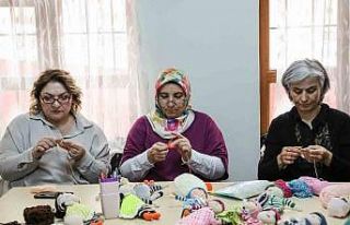 Depremzede kadınlar için amigurumi etkinliği