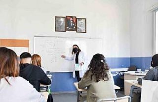 Depremzede öğrenciler Bayraklı’da eğitime devam...