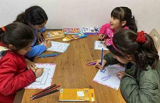 Depremzede öğrenciler için kitaplık oluşturuldu