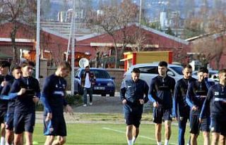 Dimitrios Kolovetsios: "Hepimiz depremleri düşünüyoruz,...