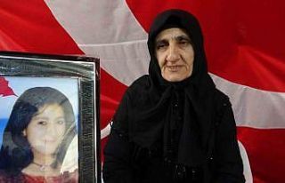 Diyarbakır’da ailelerin evlat nöbeti bin 290 gündür...