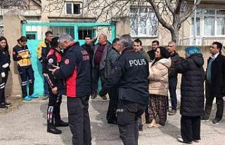 Doğal gaz kaçağı için eve giren polis dehşetle...