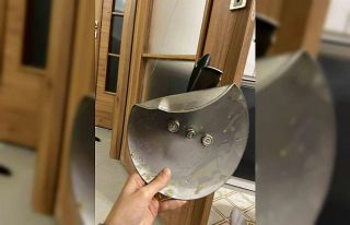 Düdüklü tencere bomba gibi patladı: 2 yaralı