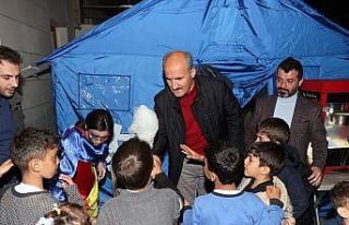 Dulkadiroğlu’nda çocuklara moral çadırı kuruldu