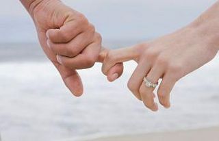 Duygusal şiddetin farklı bir türü: Love Bombing