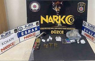 Düzce’de uyuşturucu satıcılarına baskın