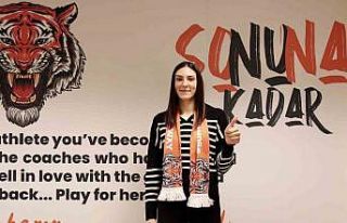 Eczacıbaşı, Tijana Boskovic ile sözleşme yeniledi