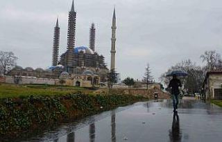 Edirne’de beklenen sağanak etkisini gösterdi