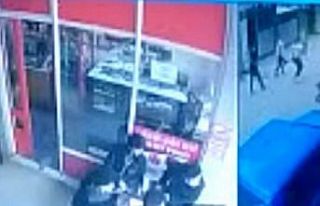 Edremit’te sopalı bıçaklı kavga iş yerine taştı