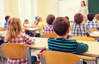 Eğirdir’de 98 depremzede öğrenci ders görüyor