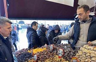 Eminönü’nde Ramazan yoğunluğu