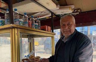 Engelli simitçinin kulağı valilikten gelecek güzel...