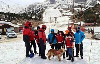 Ergan Dağında çığ tatbikatı yapıldı