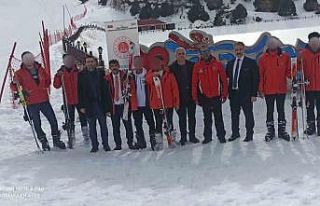 Erzincan’da yükümlülere yönelik kayak etkinliği...