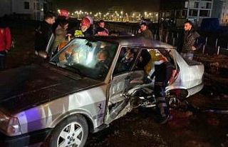 Evinin kapısını açtığı depremzedelerin kullandığı...