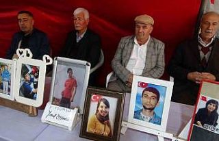 Evlat nöbetindeki Yusuf Erdinç: “Oğlumun elindeki...