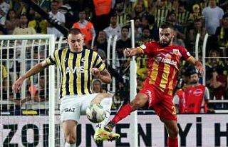 Fenerbahçe, Kayserispor deplasmanında