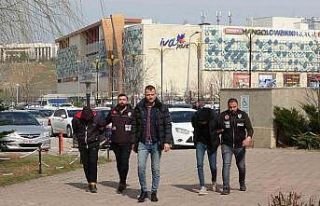 Fiorentinalı futbolcunun burnunu kıran taraftar...