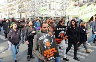 Fransa’da göç yasası protesto edildi