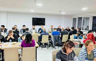 Gazipaşa Kaymakamı iftarını depremzedelerle yaptı