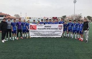 Genç futbolculardan deprem hassasiyeti