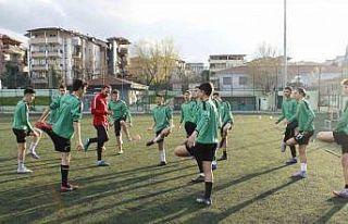 Genç horozlar, U15’de ligi galibiyetle kapatmak...