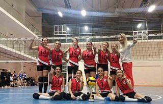 Genç sporcular başarıya doymuyor