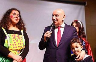 Gönüllü öğretmenlerden depremzede çocuklar için...