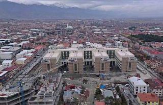 Güven endeksi hizmet sektöründe yükseldi, perakende...