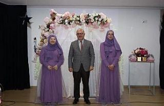 Hafız öğrencilere taç giydirildi