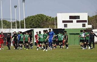 Hakeme hakarete başlayan gerilimin ardından yeşil...