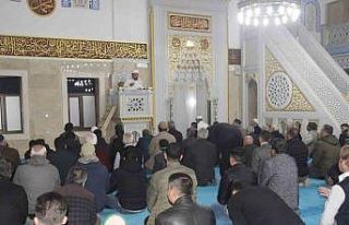 Hakkari’de ilk teravih namazı kılındı